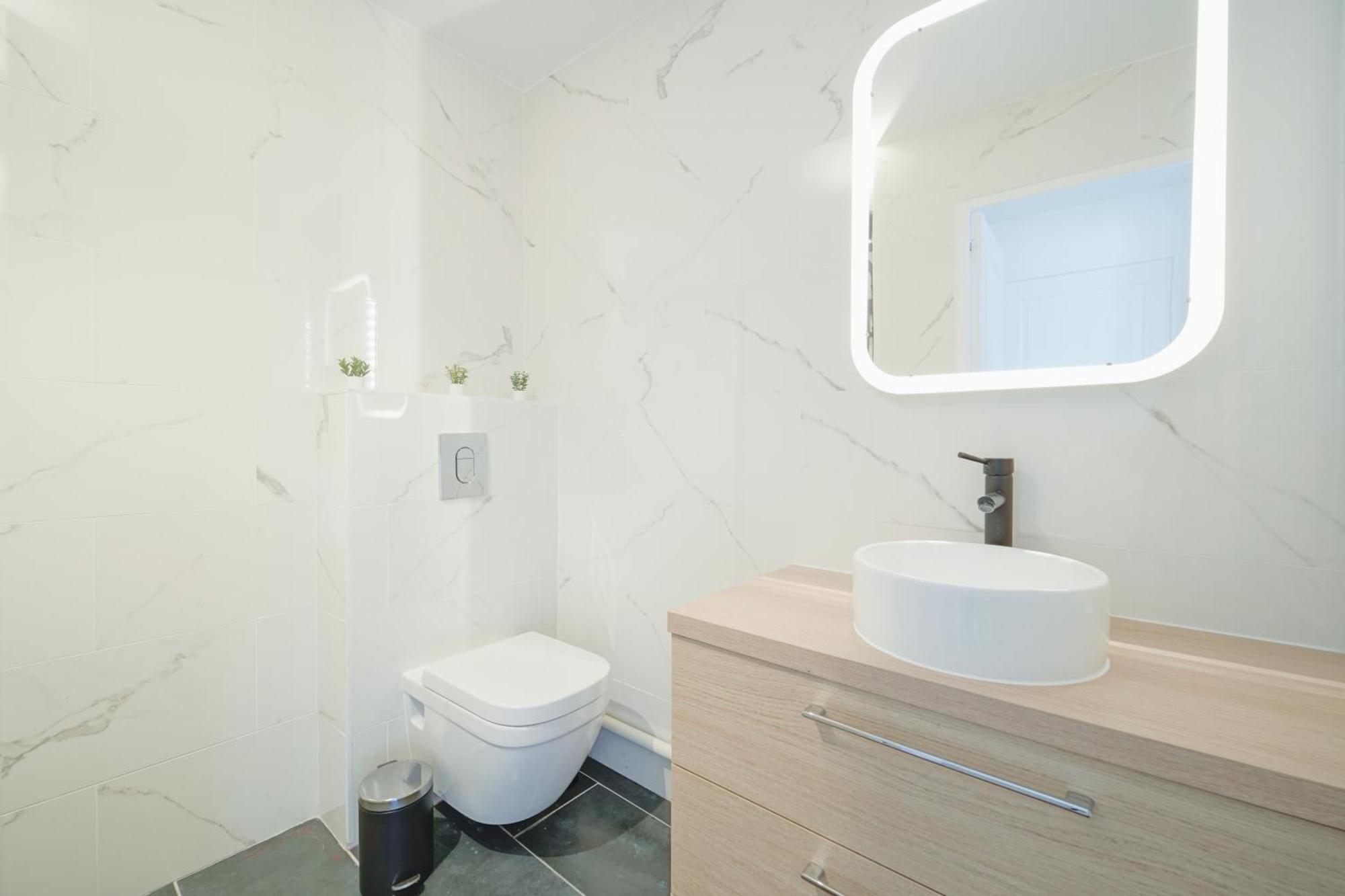 Complete 1Br With Balcony Only 5 Min. On Foot To Metro By Doorman Daire Saint-Ouen  Dış mekan fotoğraf