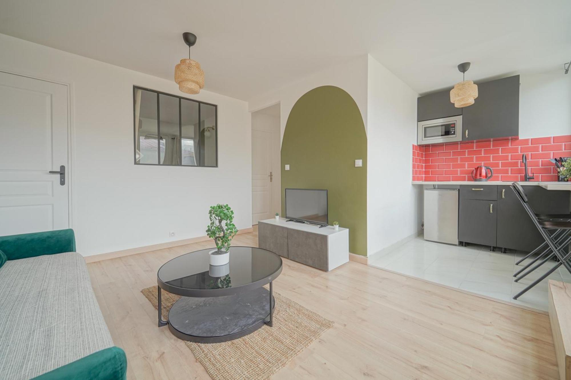 Complete 1Br With Balcony Only 5 Min. On Foot To Metro By Doorman Daire Saint-Ouen  Dış mekan fotoğraf