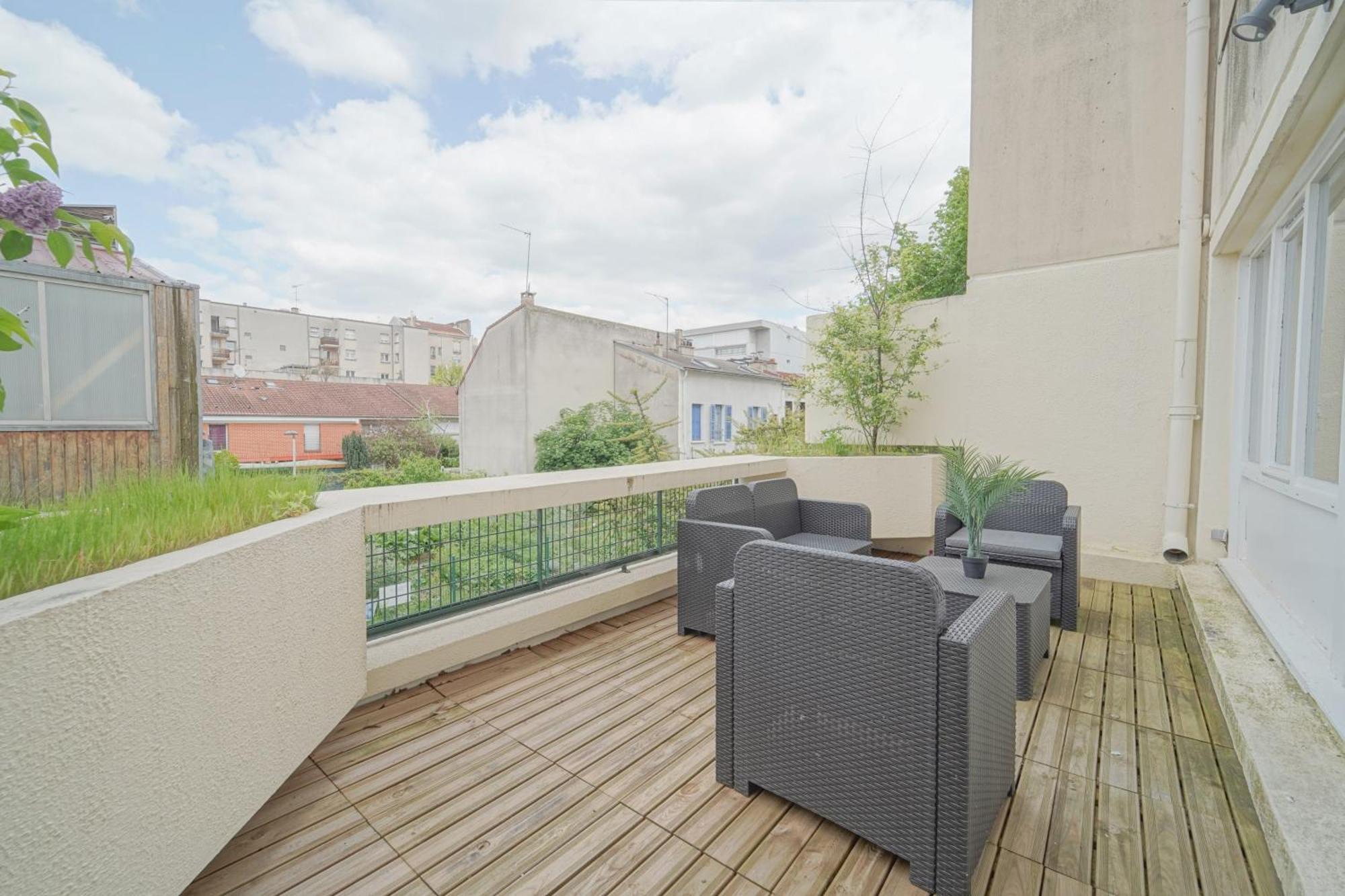 Complete 1Br With Balcony Only 5 Min. On Foot To Metro By Doorman Daire Saint-Ouen  Dış mekan fotoğraf